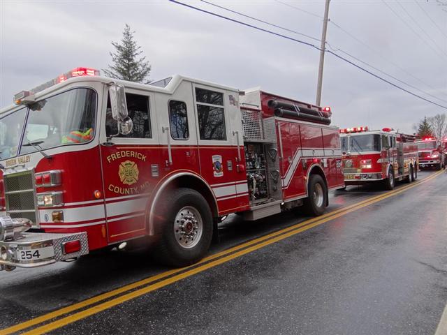 Frederick County Engine Tanker 254 and 154 from Green Valley and New Market respectively